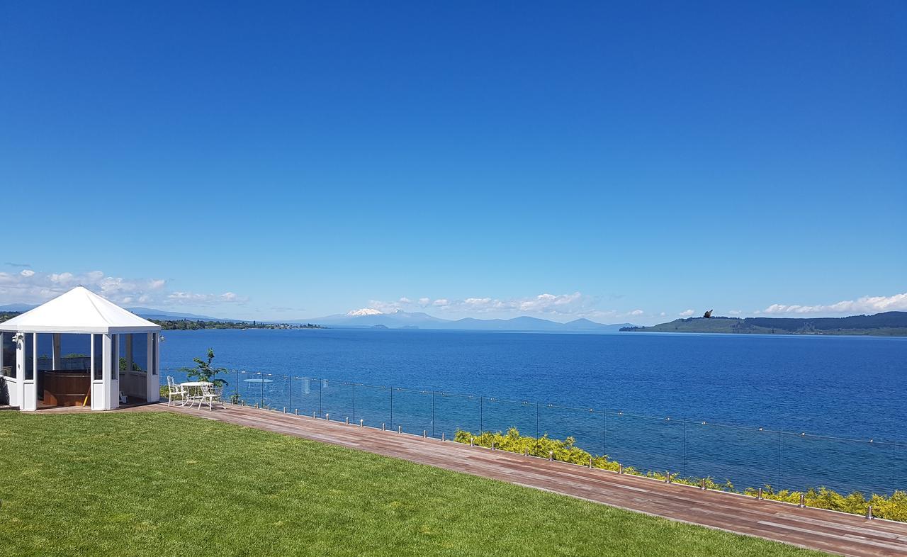 Spectacular Lakefront Home Taupo Dış mekan fotoğraf