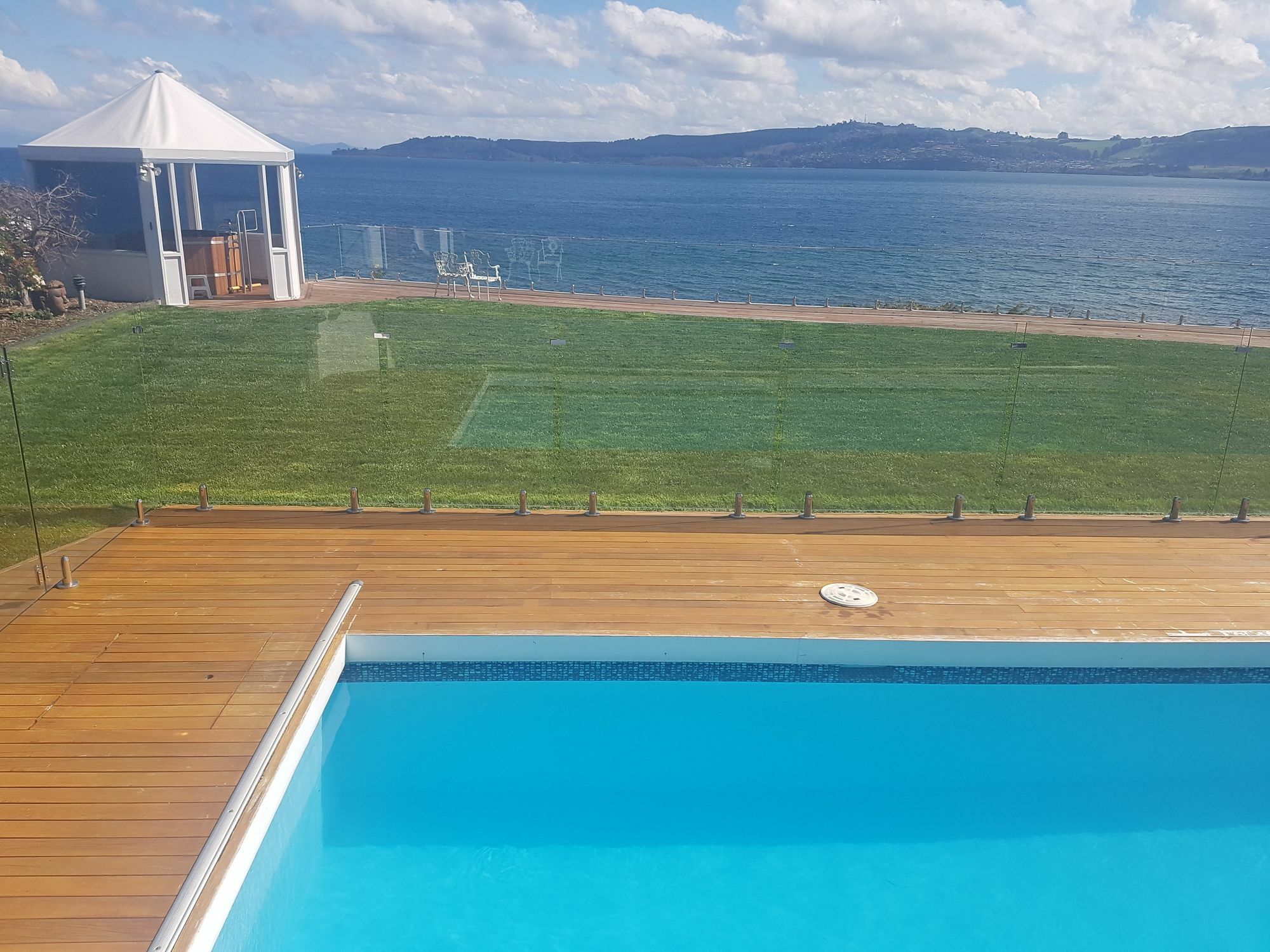 Spectacular Lakefront Home Taupo Dış mekan fotoğraf