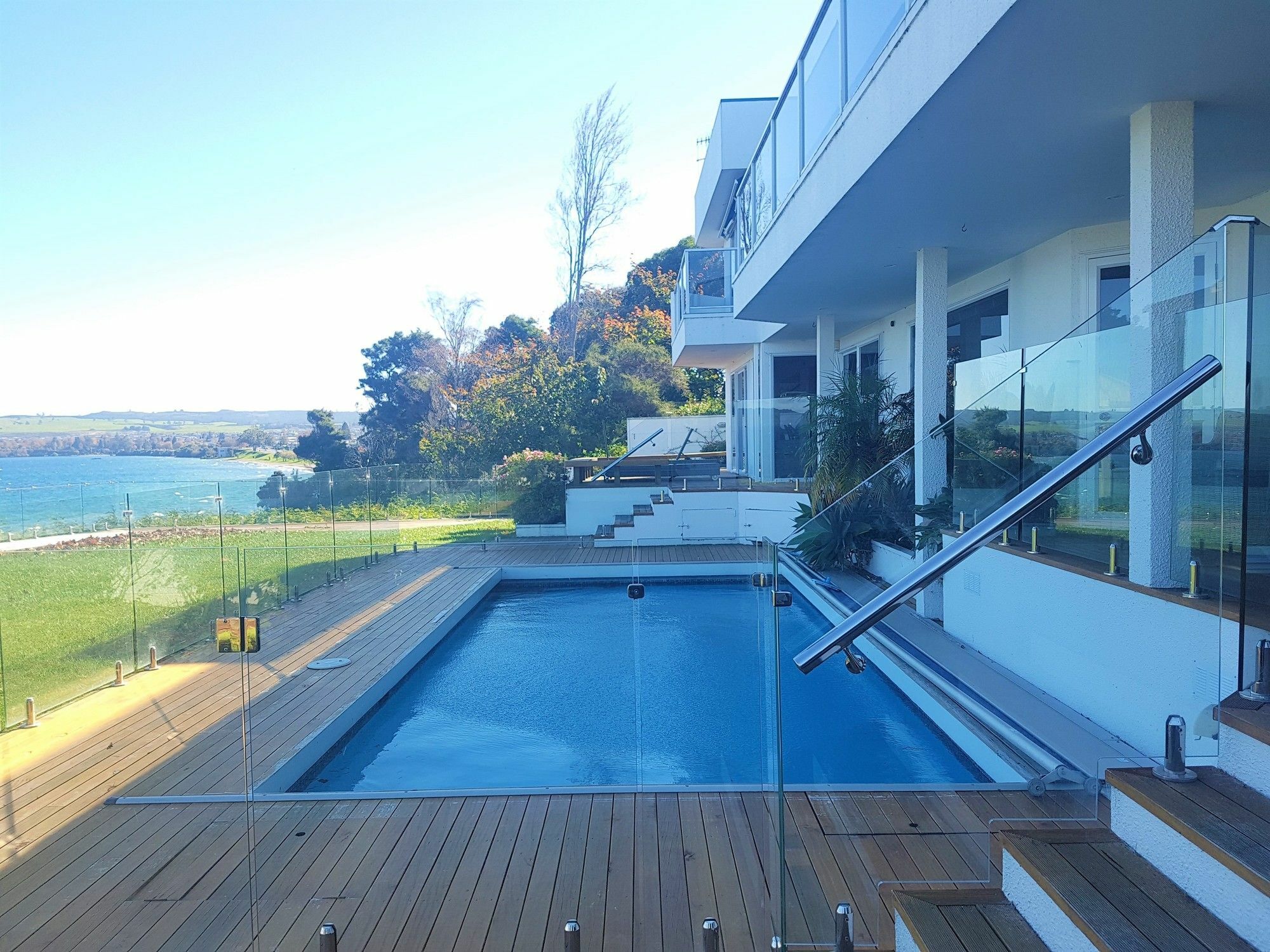 Spectacular Lakefront Home Taupo Dış mekan fotoğraf