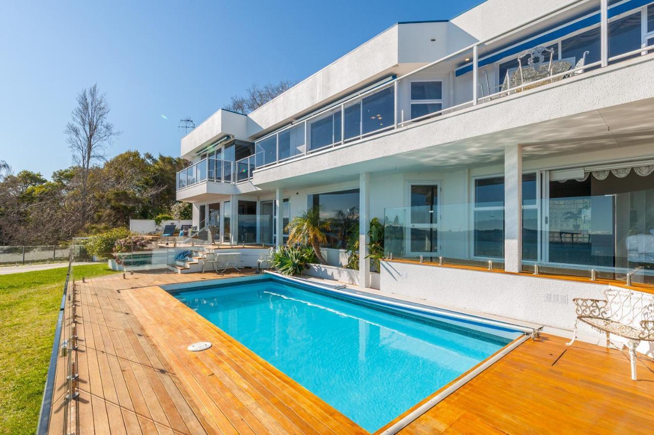 Spectacular Lakefront Home Taupo Dış mekan fotoğraf
