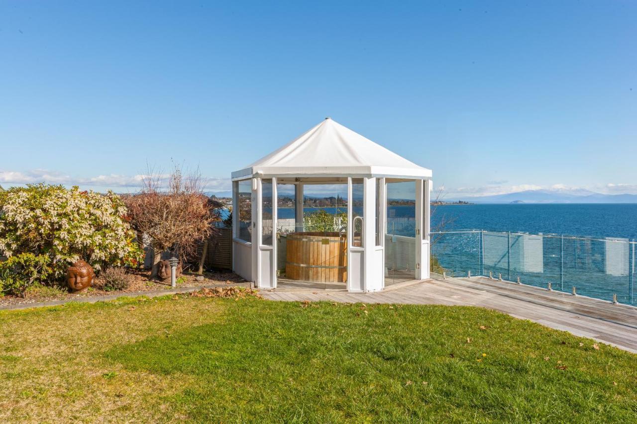 Spectacular Lakefront Home Taupo Dış mekan fotoğraf