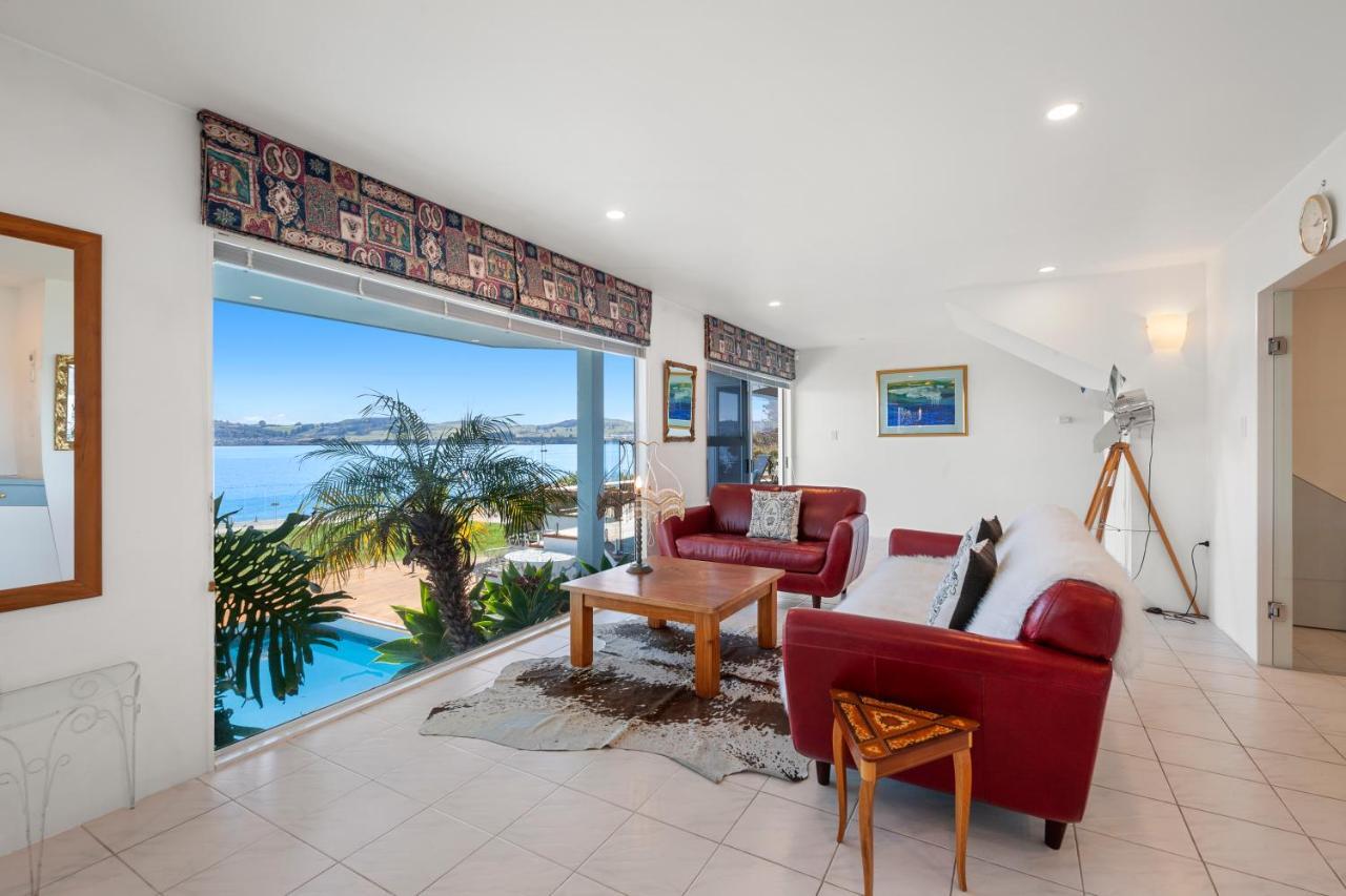 Spectacular Lakefront Home Taupo Dış mekan fotoğraf