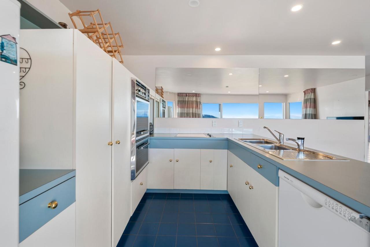 Spectacular Lakefront Home Taupo Dış mekan fotoğraf